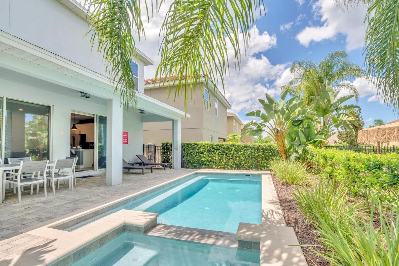 Villa 650 Lasso Drive